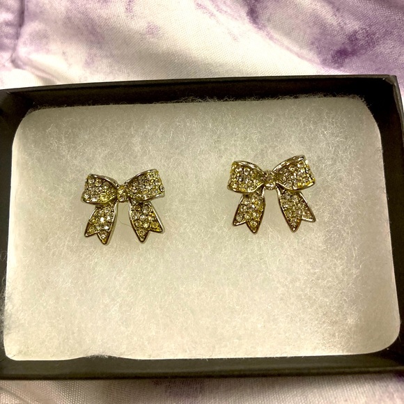 Jewelry - Silver CZ Bow Studs